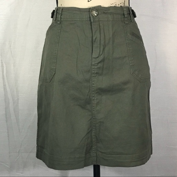 Per Se Dresses & Skirts - Per Se Army Green Skirt with Back Pockets and Slit